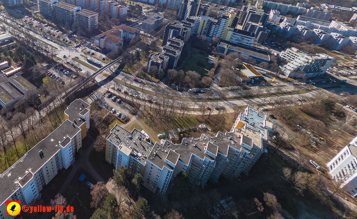 15.02.2023 - Marx-Zentrum und Karl-Marx-Ring mit Umgebung in Neuperlach